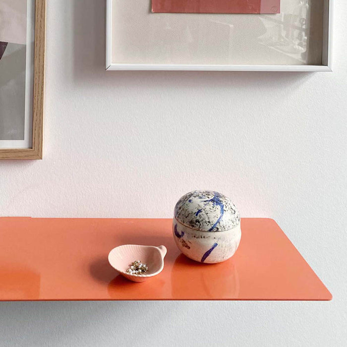 Coralfarvet metalhylde - EDGE - flere størrelser (LAGERSALG)