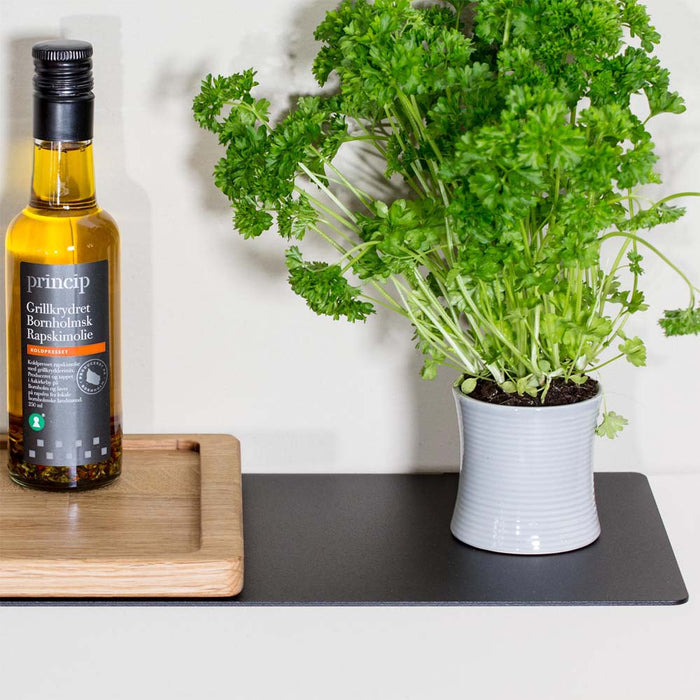 Sort metalhylde - EDGE - flere størrelser (LAGERSALG)